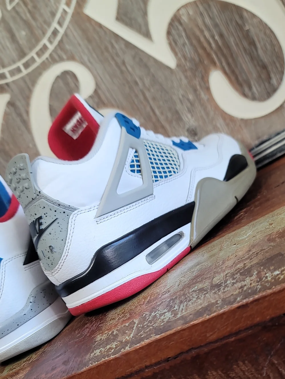 Nike Air Jordan 4 SE 'What The 4' 30th Anniversary Wmns 8.5 Good Condition.